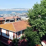 Marine House Boutique فندق جزر الأمراء
