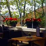 Marine House Boutique 3*