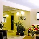 Marine House Boutique فندق