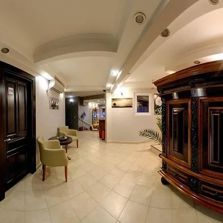 Marine House Boutique Hotel 3*