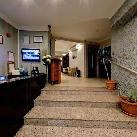 Marine House Boutique 3*