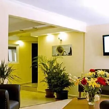 Marine House Boutique Hotell