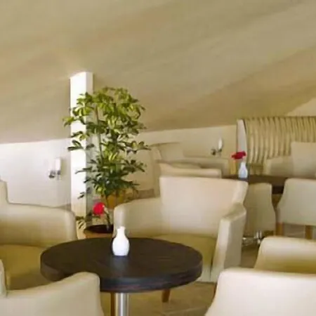 Marine House Boutique 3* Adalar
