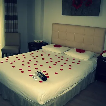 Marine House Boutique Hotel 3*