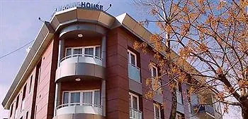 Marine House Boutique
