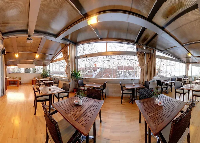 Marine House Boutique