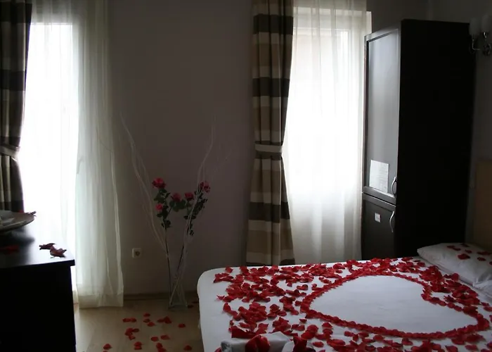 Marine House Boutique Hotel Adalar